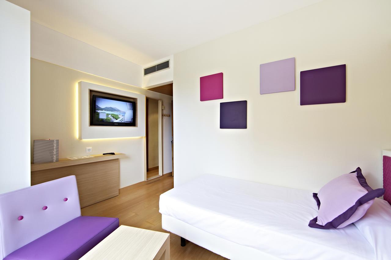 Single Room